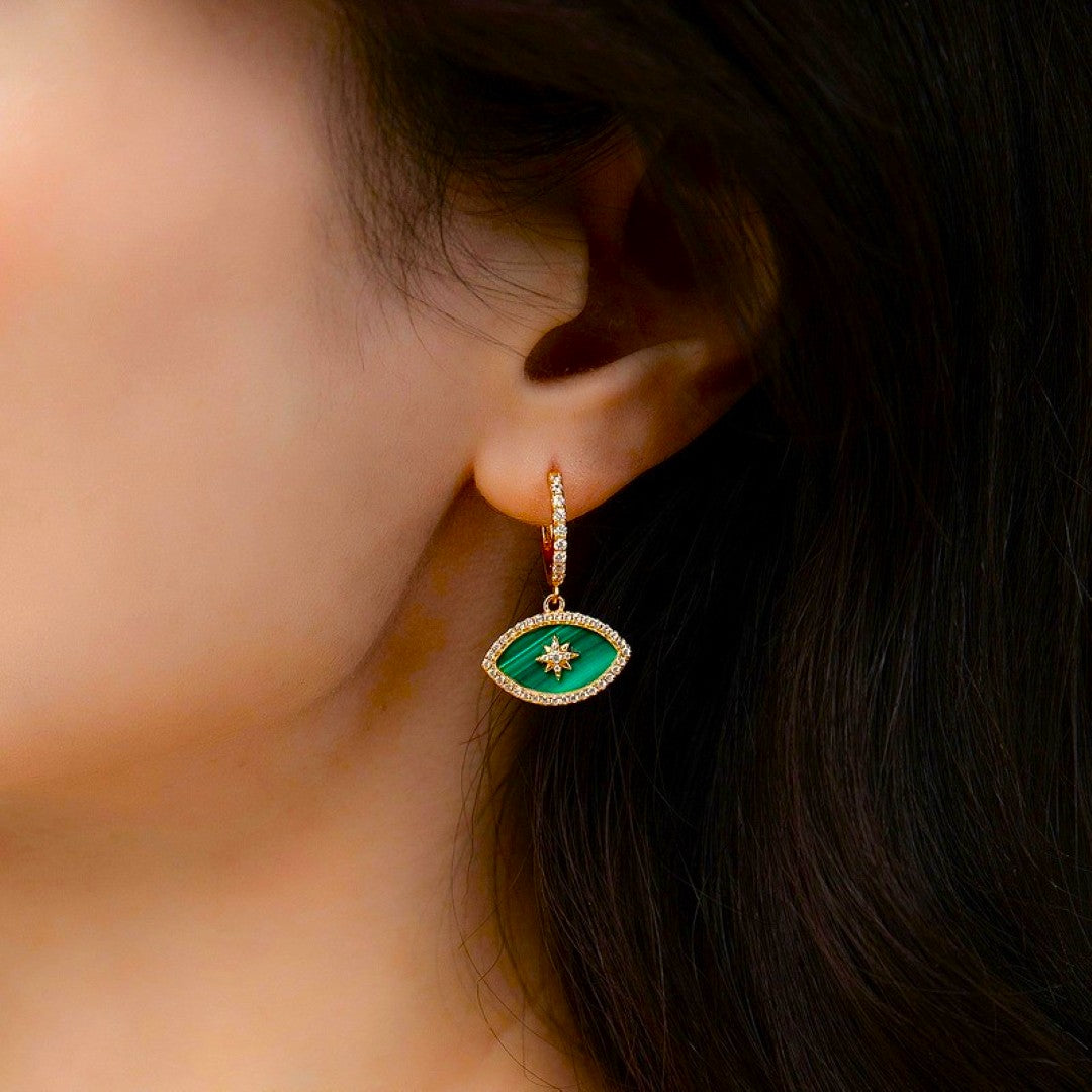 Boucles d’oreilles Malachite – Regard Solaire, Argent Plaqué Or