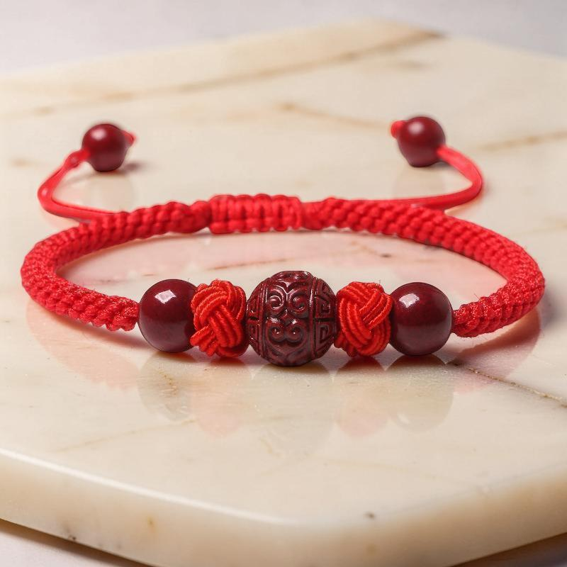 Bracelet Cinabre et Fil Rouge – Chance et Bonheur