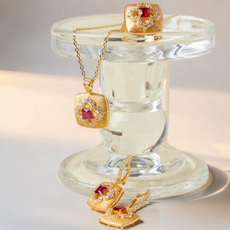 Boucles d'Oreilles Cornaline – Chance Florale, Argent Plaqué Or