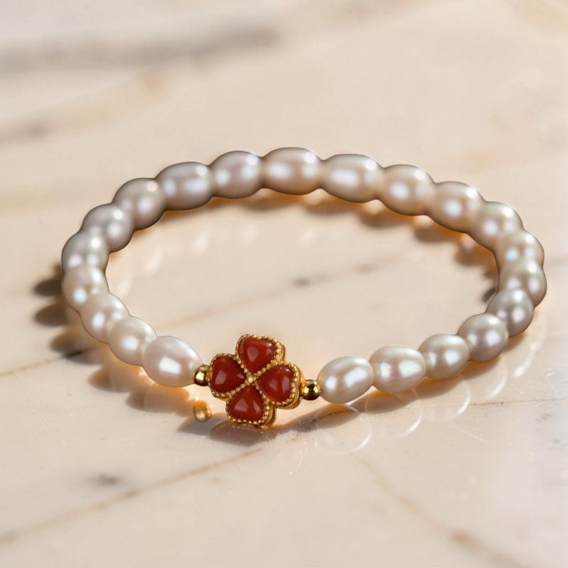 Bracelet Perle – Trèfle Charmant, Argent Plaqué Or