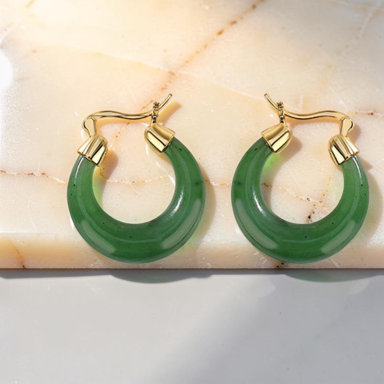 Boucles d'Oreilles Créoles Jade – Sérénité, Argent Plaqué Or