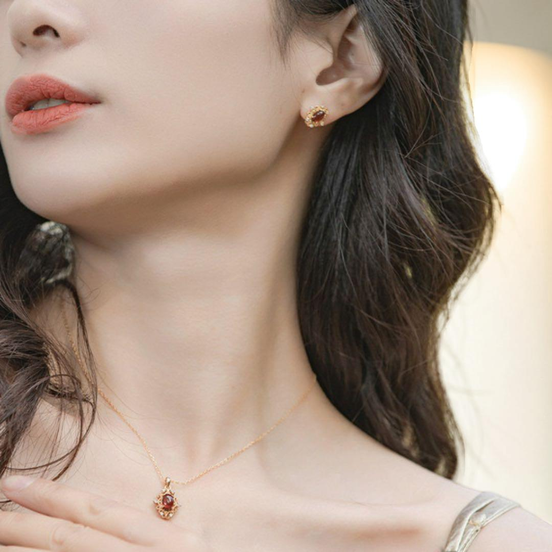Boucles d'Oreilles Grenat – Flamme Royale, Argent Plaqué Or 10K