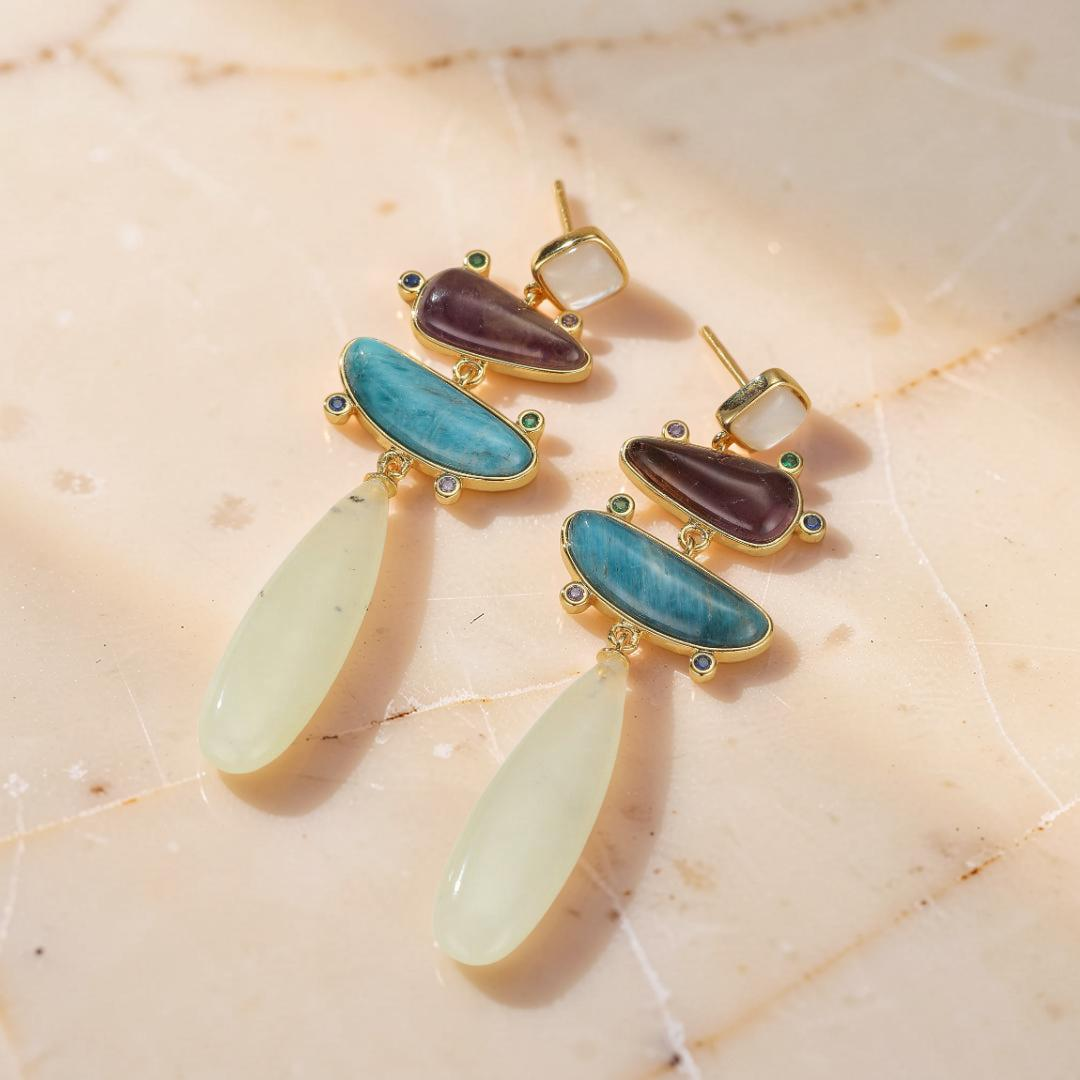 Boucles d'Oreilles Jade, Améthyste et Apatite – Éclat Serein