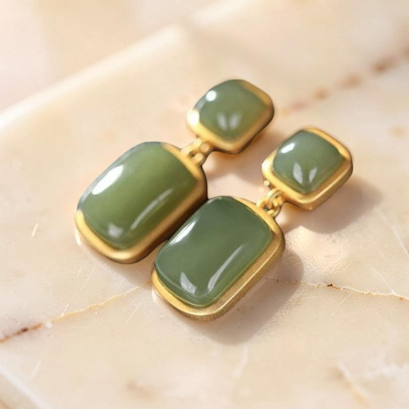 Boucles d'Oreilles Jade – Pureté, Argent Plaqué Or