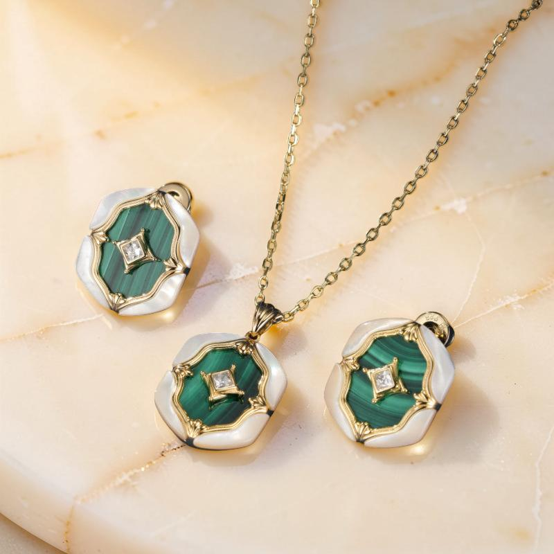 Boucles d'Oreilles Malachite et Nacre – Astres en Verdures, Argent Plaqué Or