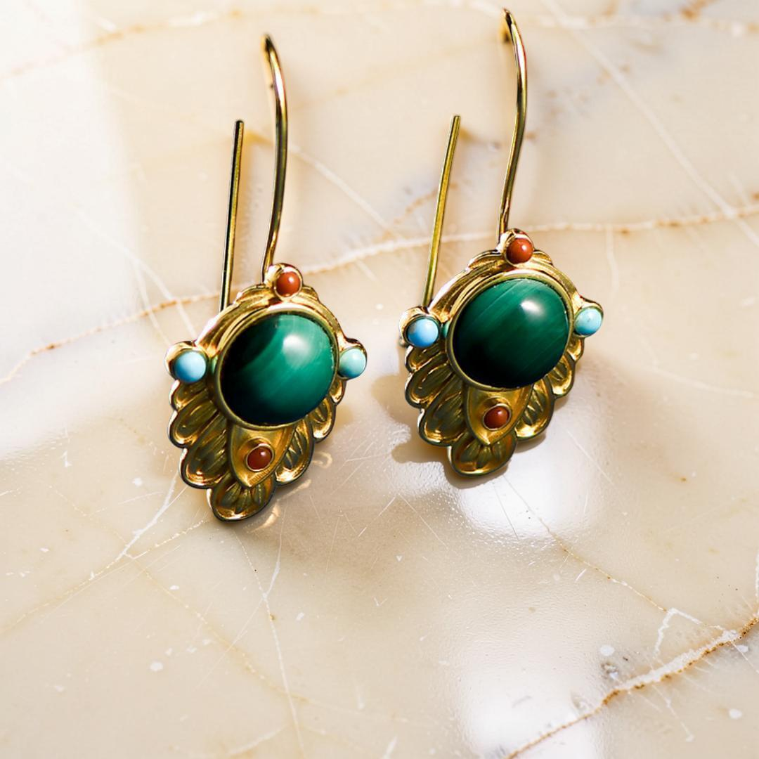 Boucles d'Oreilles Malachite – Feuille Dorée, Argent Plaqué Or