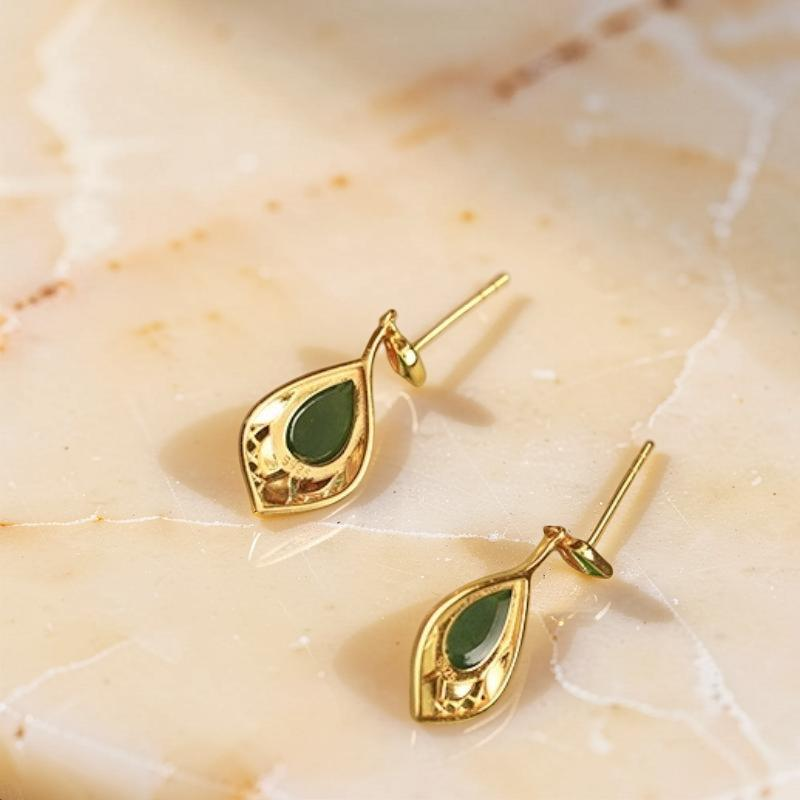 Boucles d'Oreilles Pendantes Jade – Feuille de Joie, Argent Plaqué Or