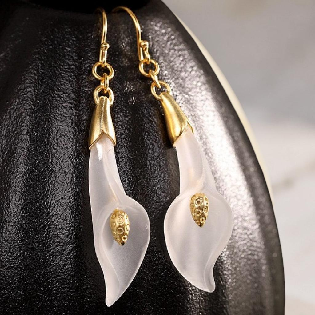 Boucles d'Oreilles Pendantes Quartz Clair – Épanouissement, Argent Plaqué Or