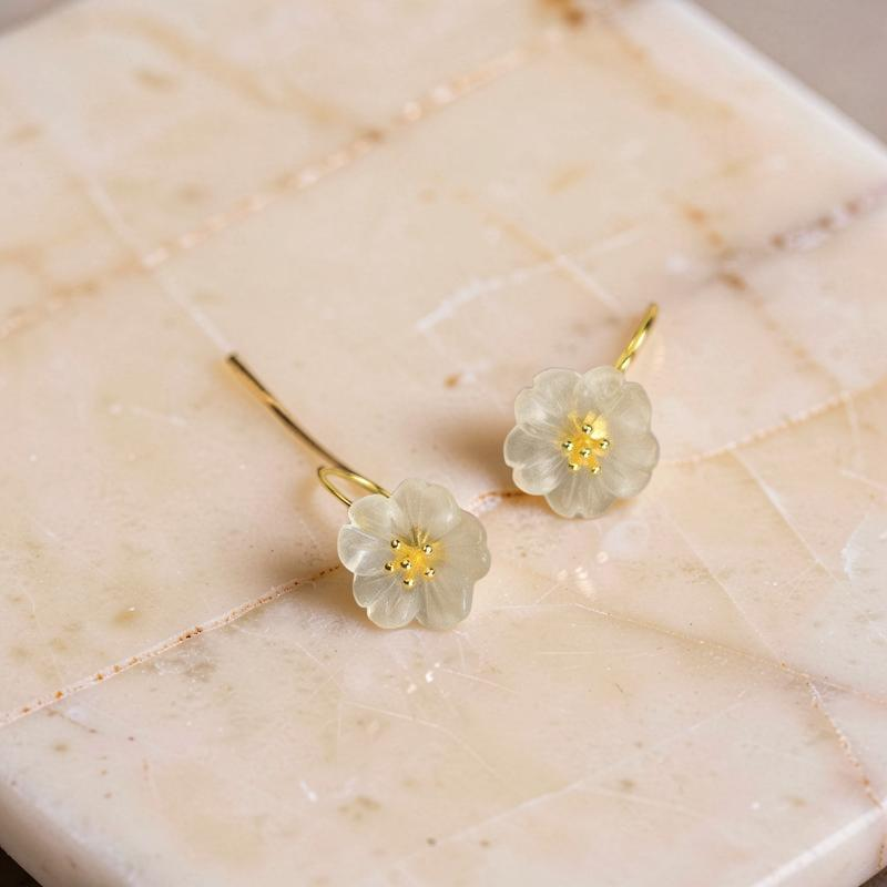 Boucles d'Oreilles Quartz Clair - Élégance Florale, Argent