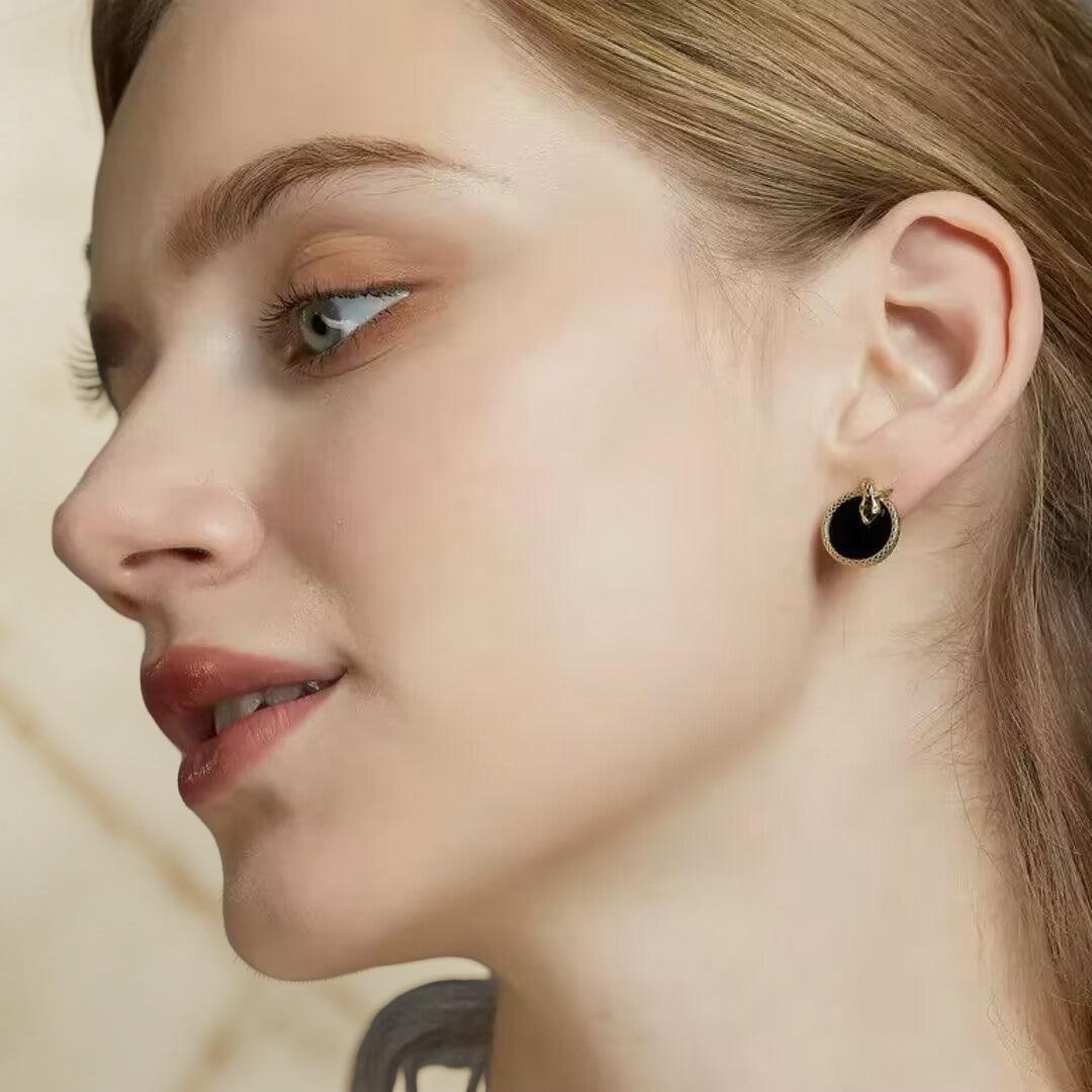 Boucles d'Oreilles Serpent – Élégance et Autorité, Argent Plaqué Or