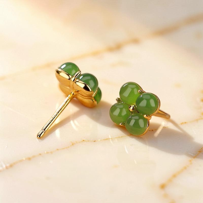 Boucles d'Oreilles Trèfle en Jade – Chance, Argent Plaqué Or