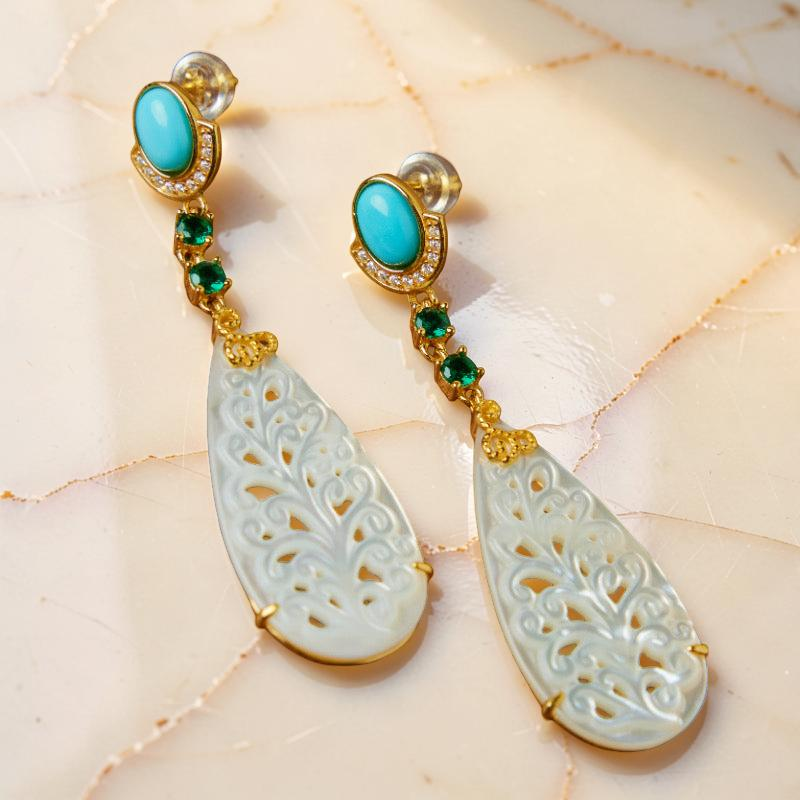 Boucles d'Oreilles Turquoise et Nacre – Élégance Équilibre, Argent Plaqué Or