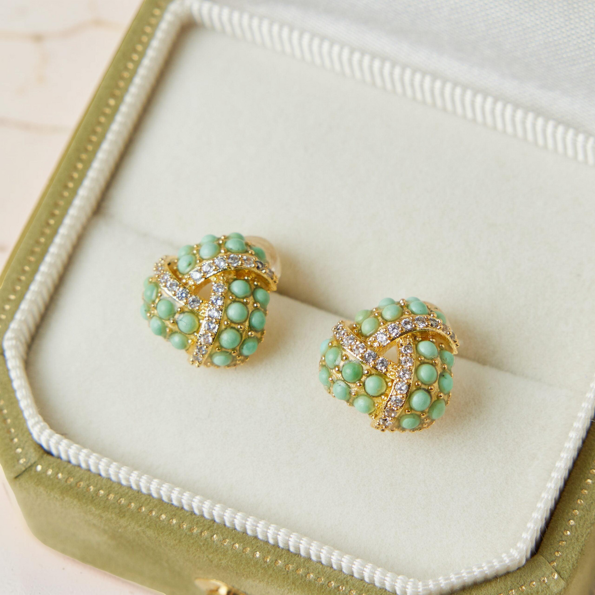 Boucles d'Oreilles Turquoise – Triangle Torsade, Argent Plaqué Or