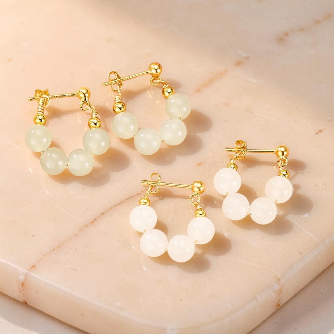 Boucles d’Oreilles Créoles Jade – Sérénité Courbée, Argent