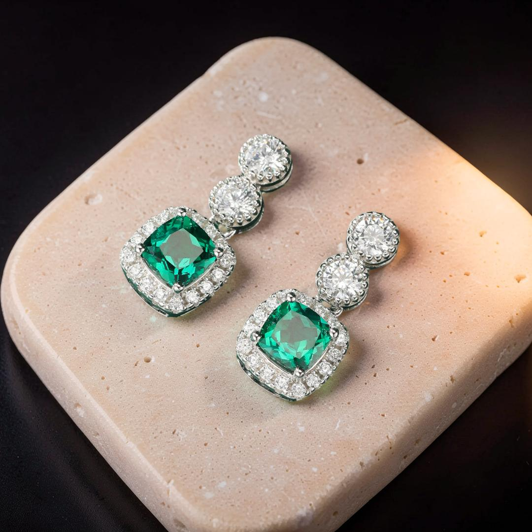 Boucles d’Oreilles Émeraude – Reflets Précieux, Argent Plaqué Platine