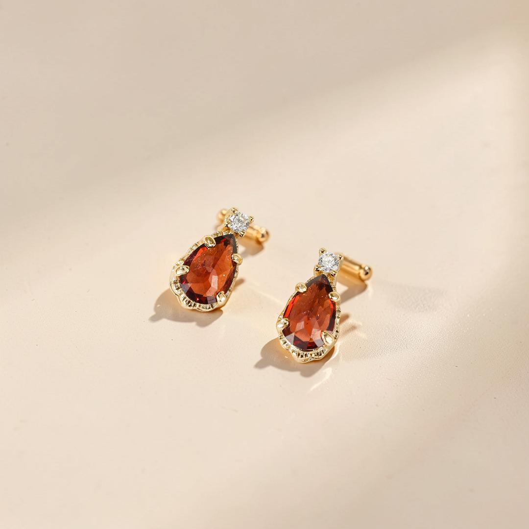 Boucles d’oreilles Grenat – Goutte de Feu, Argent Plaqué Or