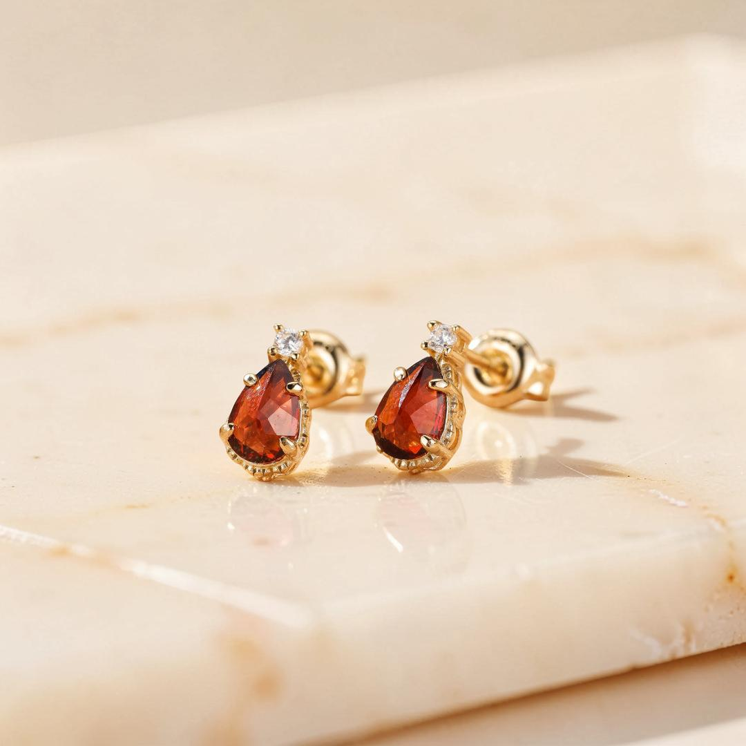 Boucles d’oreilles Grenat – Goutte de Feu, Argent Plaqué Or