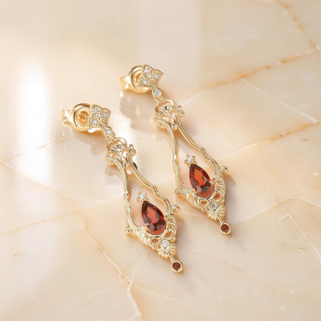 Boucles d’Oreilles Grenat – Reflet Majestueux, Argent Plaqué Or