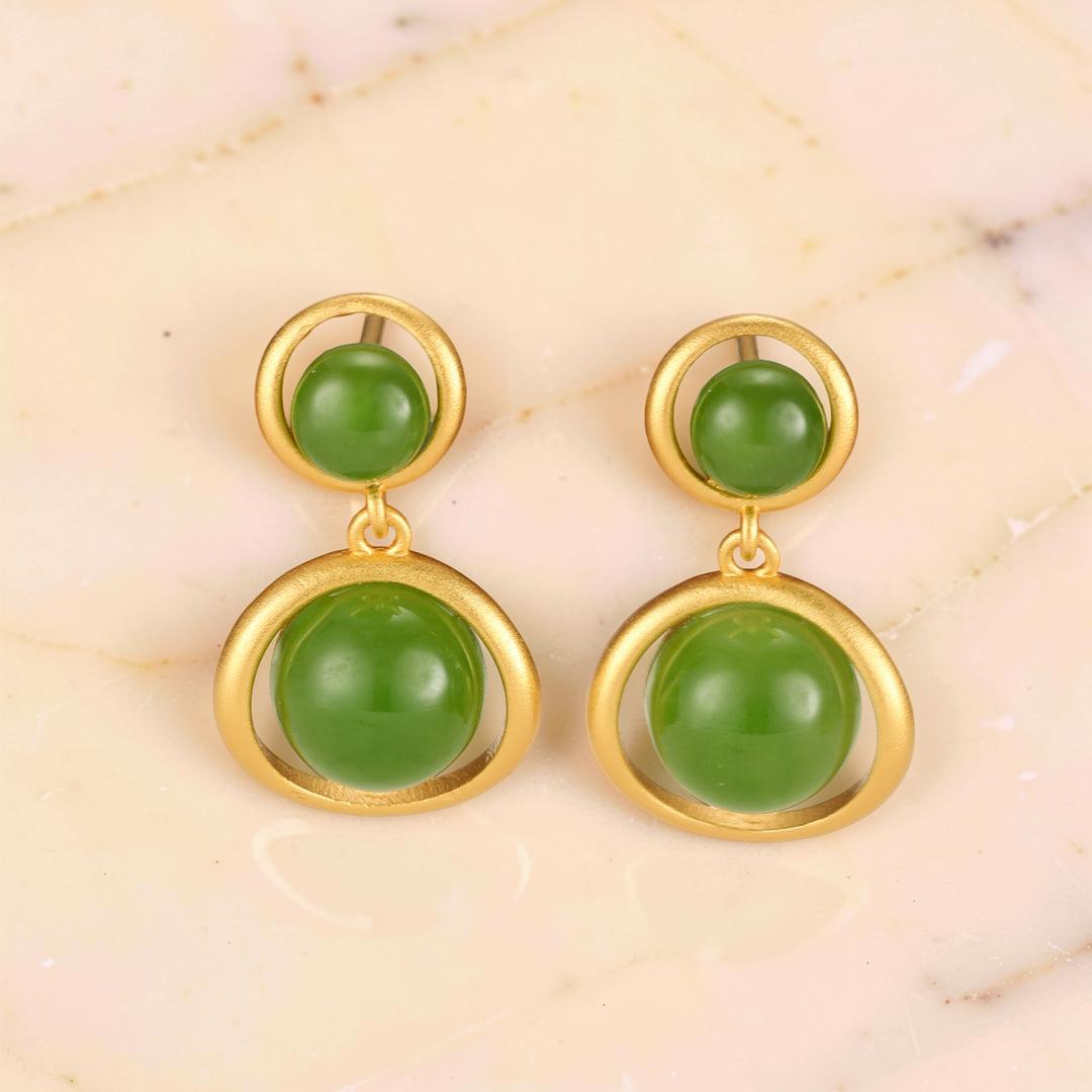 Boucles d’Oreilles Jade – Soleil Intérieur, Argent Plaqué Or