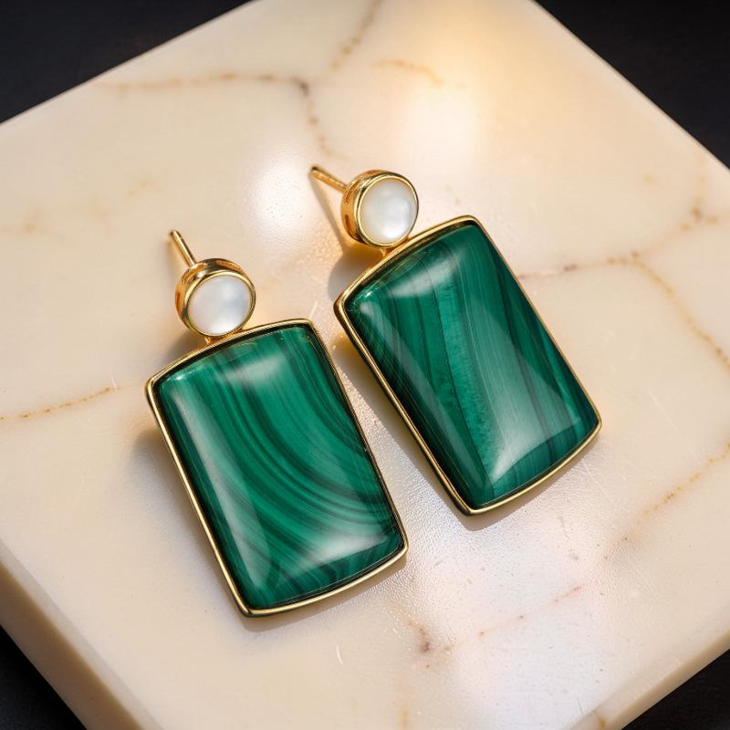 Boucles d'Oreilles Malachite et Nacre – Luminosité, Argent Plaqué Or
