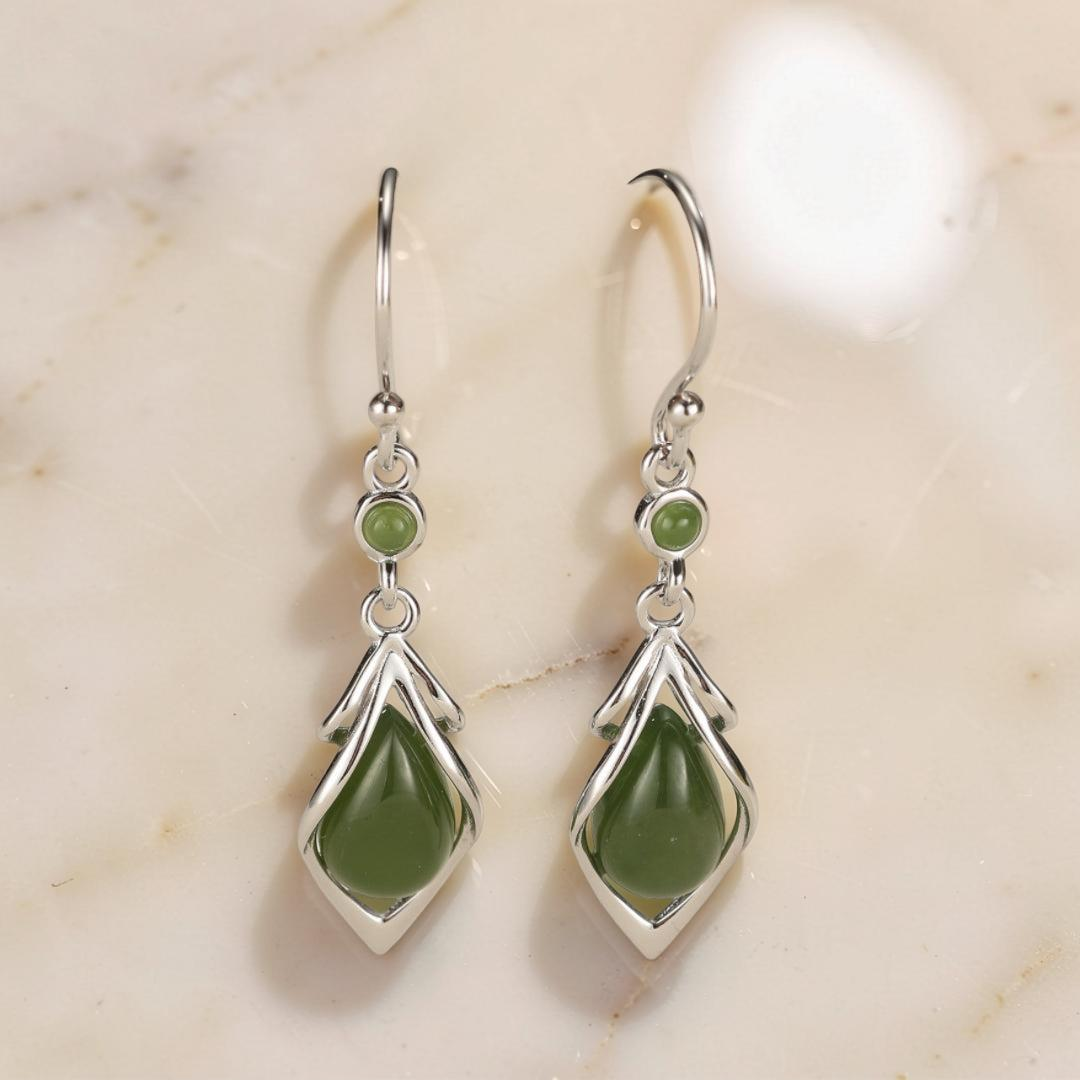 Boucles d’Oreilles Pendantes Jade – Éveil Sacré, Argent