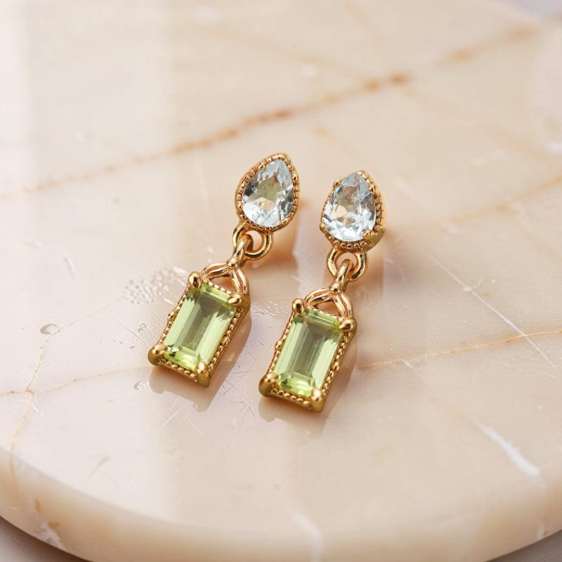 Boucles d'Oreilles Péridot et Topaze – Géométrie Raffinée, Argent Plaqué Or