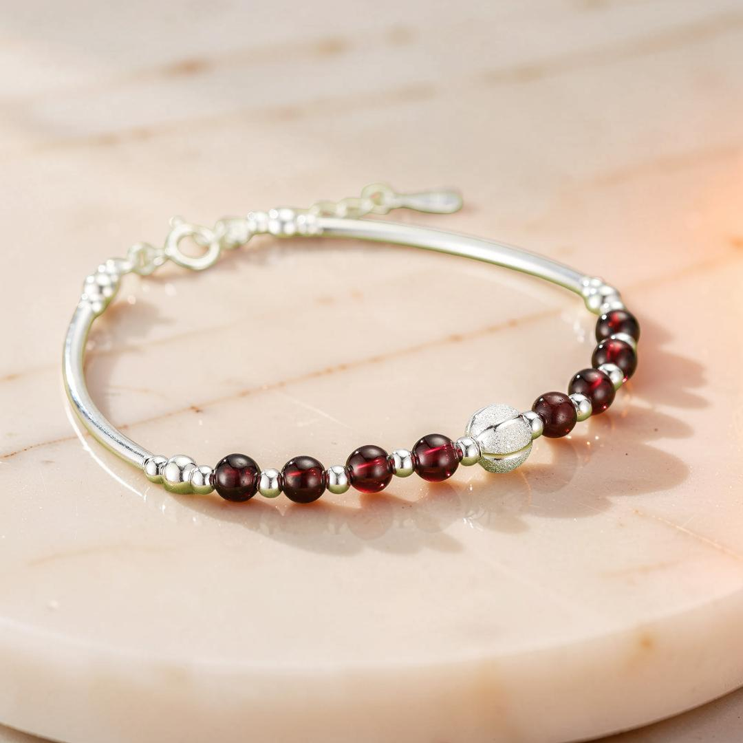 Bracelet Grenat – Épure Protectrice, Argent