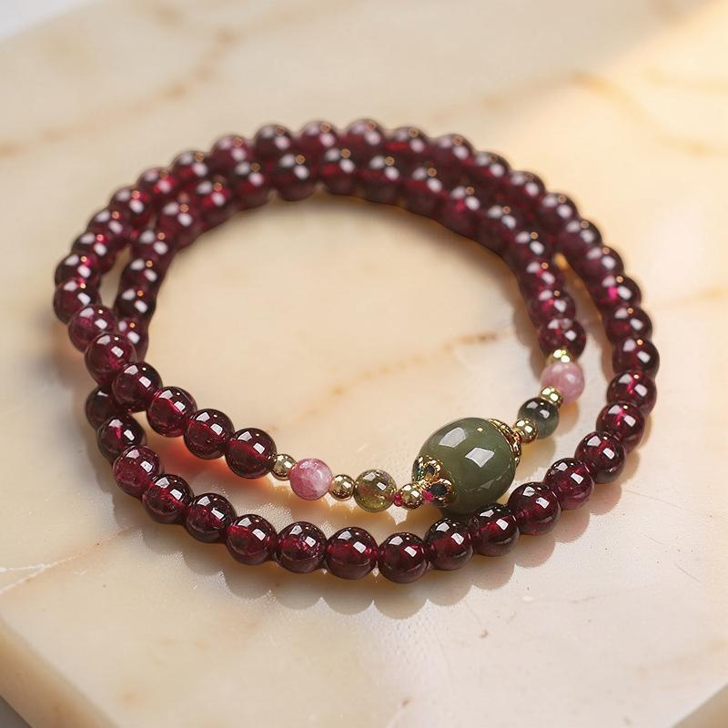 Bracelet Grenat et Jade – Passion et Énergie