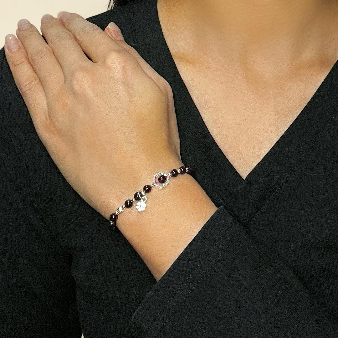 Bracelet Grenat – Fleur d’Harmonie, Argent