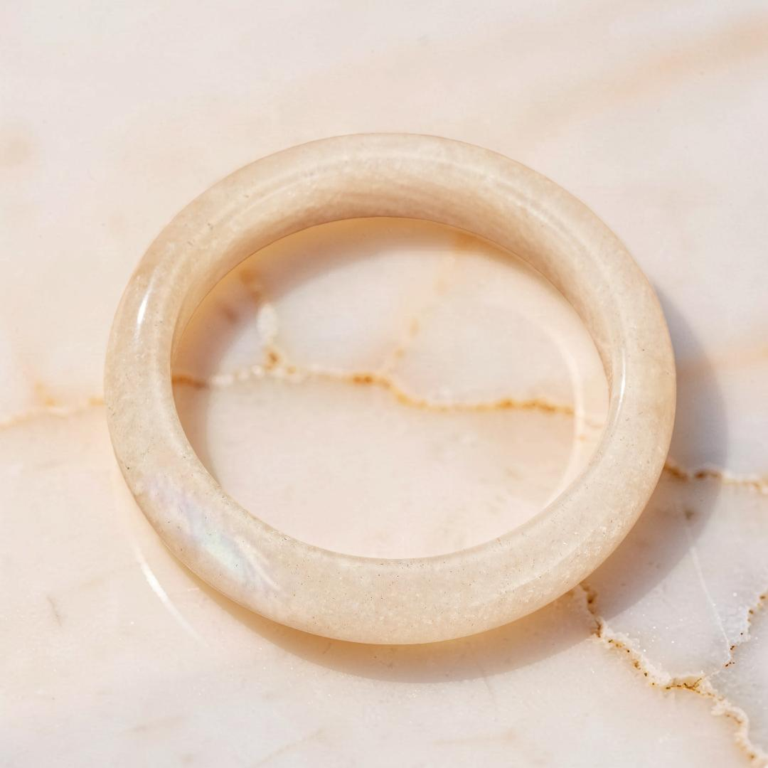 Bracelet Jonc Pierre de Lune – Aura Lunaire