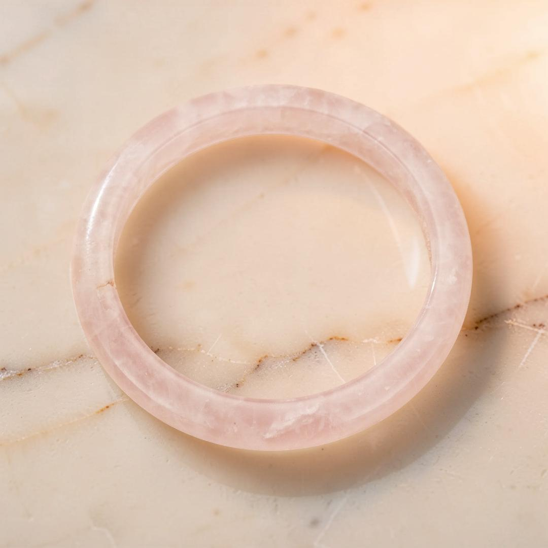 Bracelet Jonc Quartz Rose – Douceur du Cœur