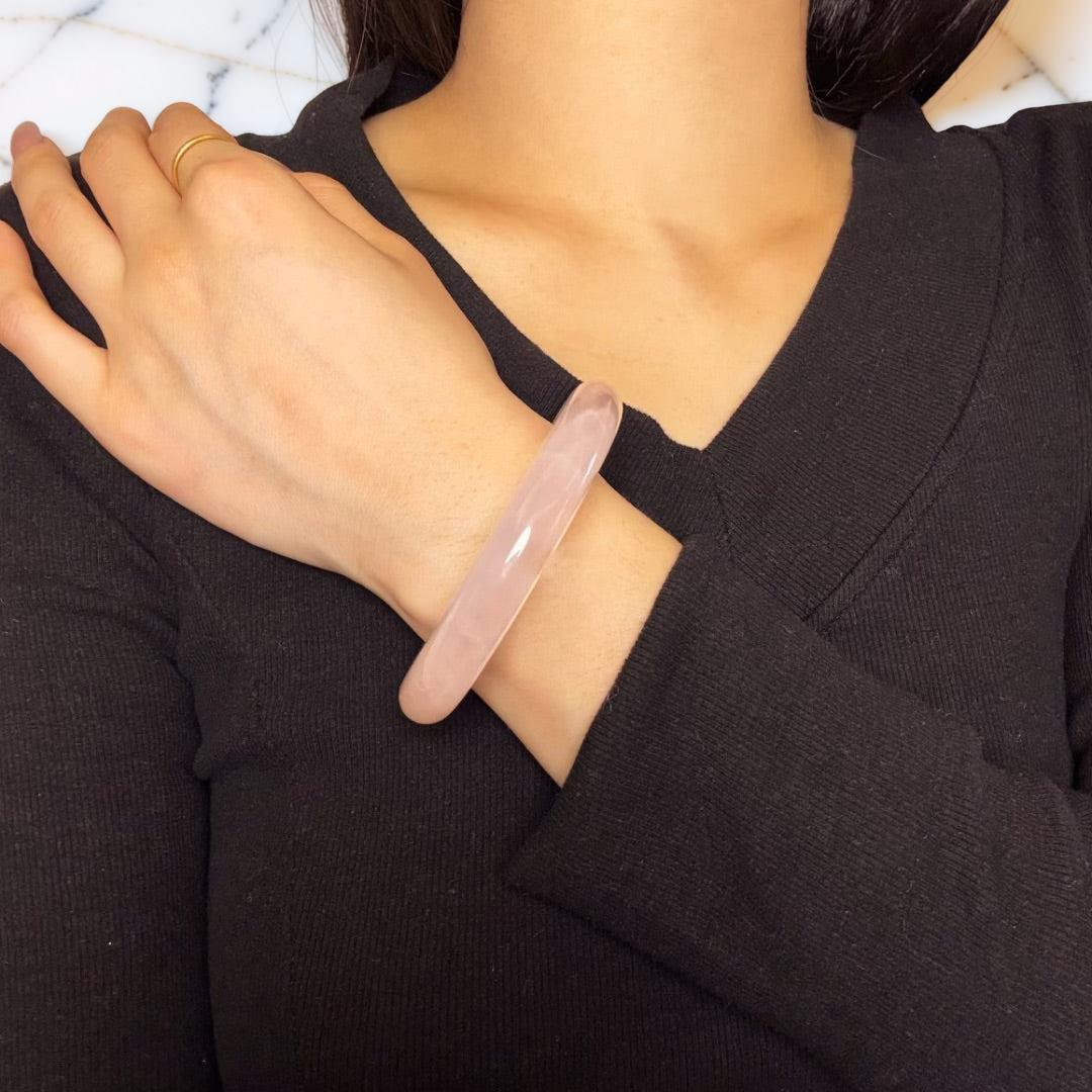 Bracelet Jonc Quartz Rose – Douceur du Cœur