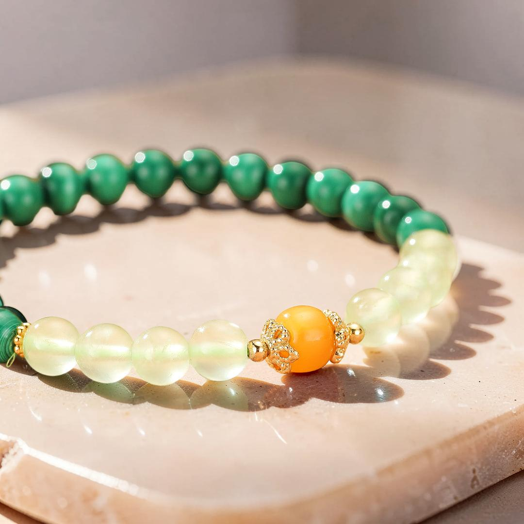 Bracelet Malachite, Préhnite et Ambre – Harmonie des Énergies