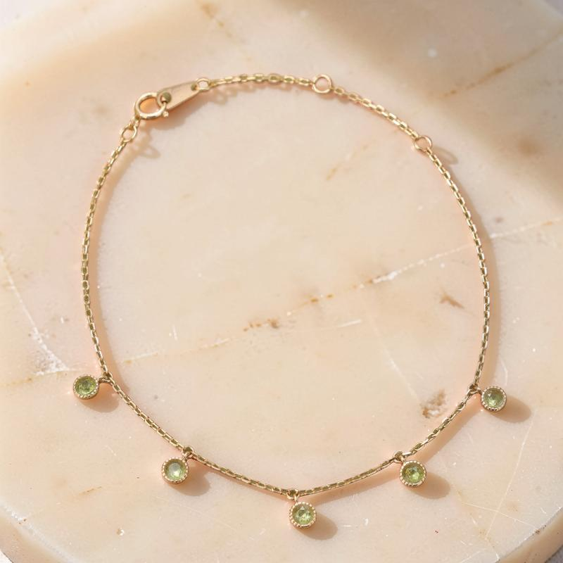Bracelet Péridot – Élégance Sphérique, Argent Plaqué Or