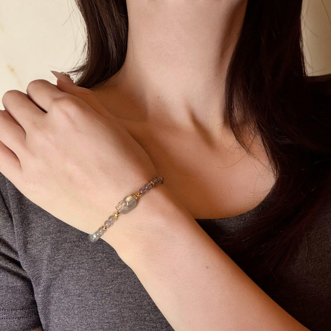 Bracelet Pi Xiu Pierre de Lune et Labradorite – Magie Nocturne, Argent Plaqué Or
