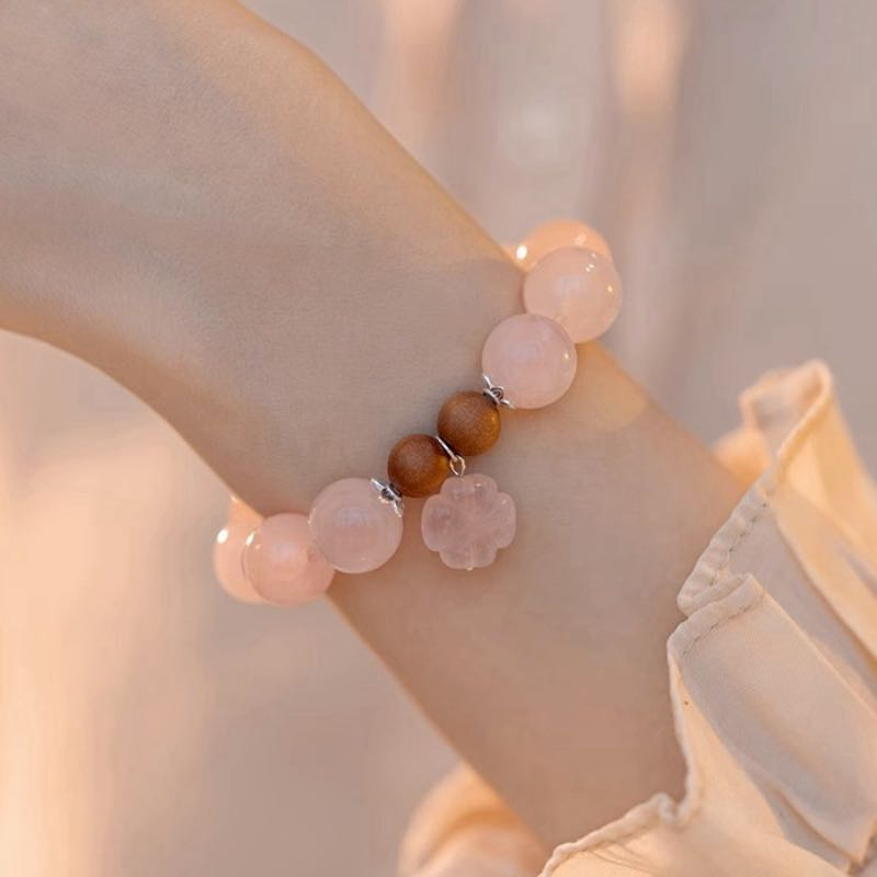 Bracelet Quartz Rose – Douceur Florale, Argent