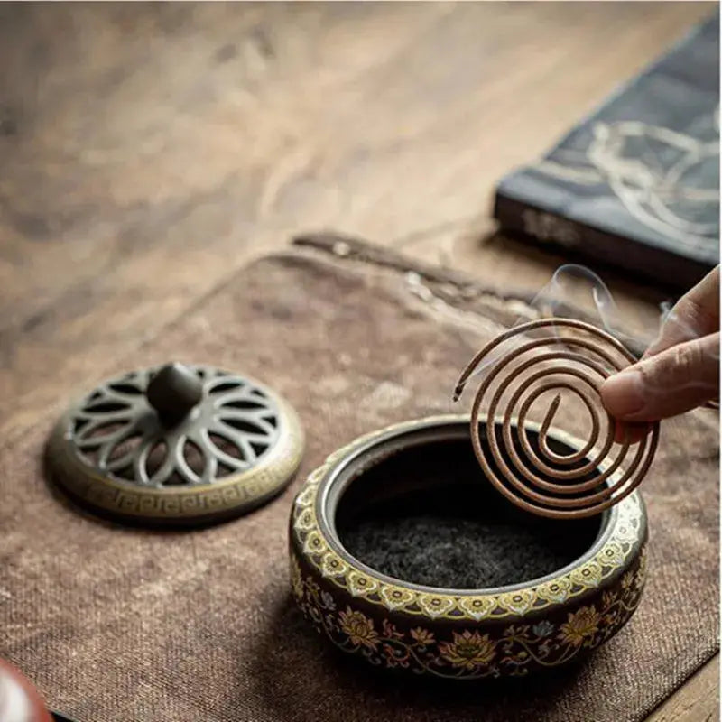 Brûleur d’Encens en Céramique Zen, Élégance & Sérénité