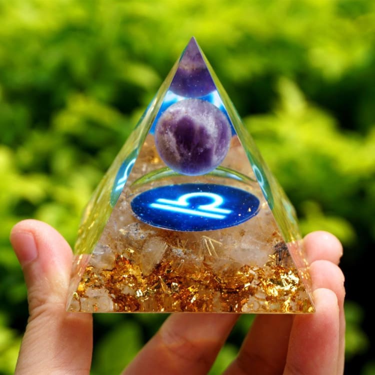Pyramide du Zodiac en Orgonite et Quartz Rose de 10cm symbole de la Balance