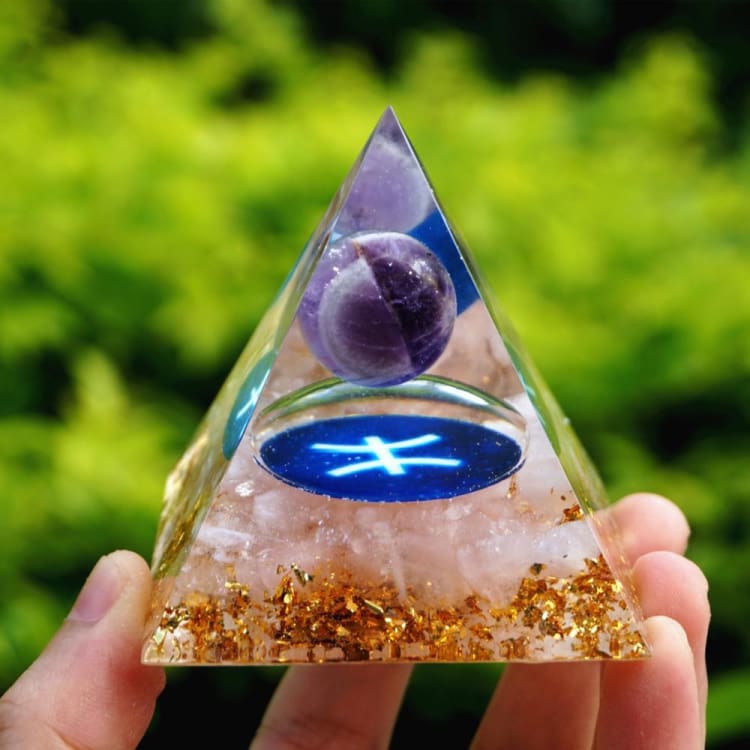 Pyramide du Zodiac en Orgonite et Quartz Rose de 10cm symbole du Poisson