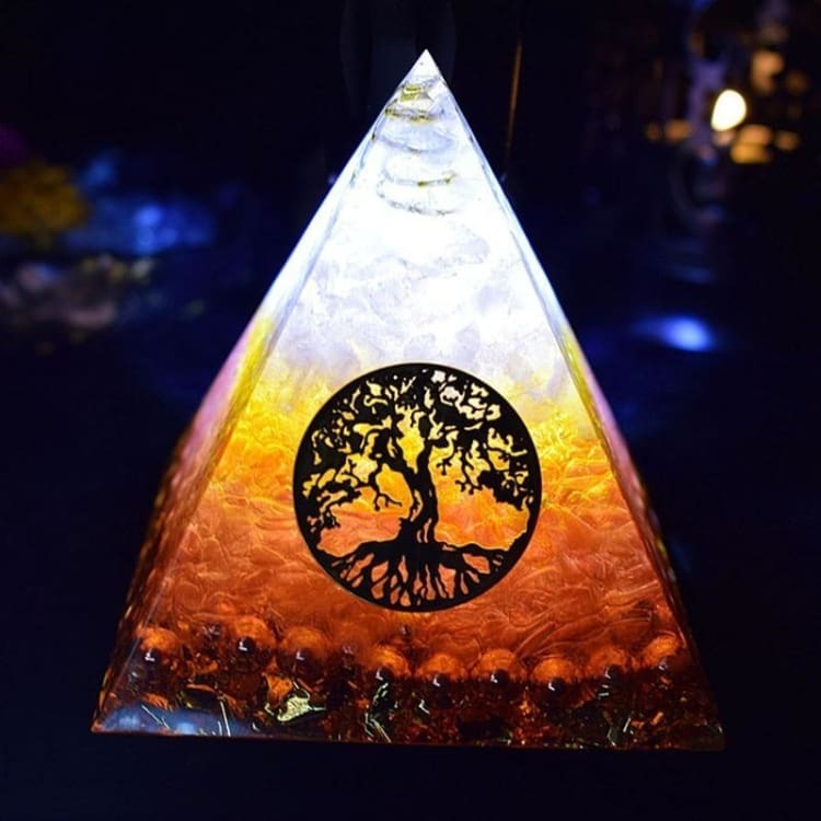 Pyramide Orgonite 'Amour et Joie du coeur'