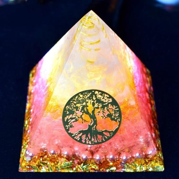 Pyramide Orgonite 'Amour et Joie du coeur'