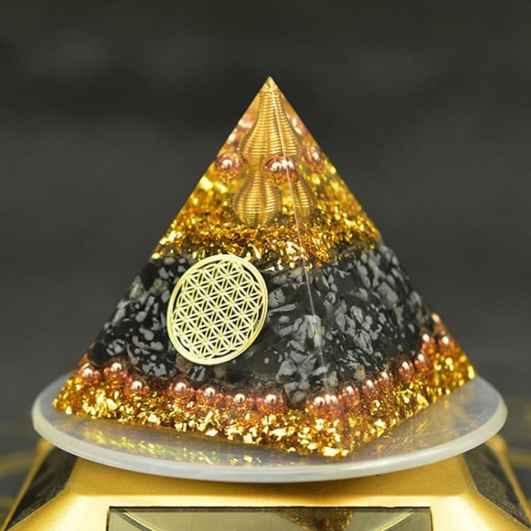 Pyramide Orgonite 'Relaxation et Protection'