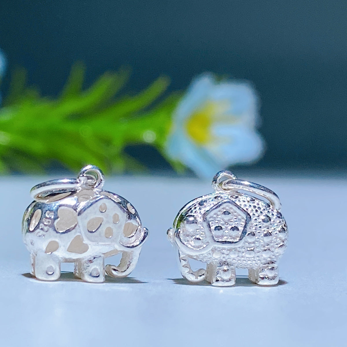 Breloques Sculptées en Argent S925 — Charms Spirituels DIY pour Créations Personnalisées (5–15 mm)