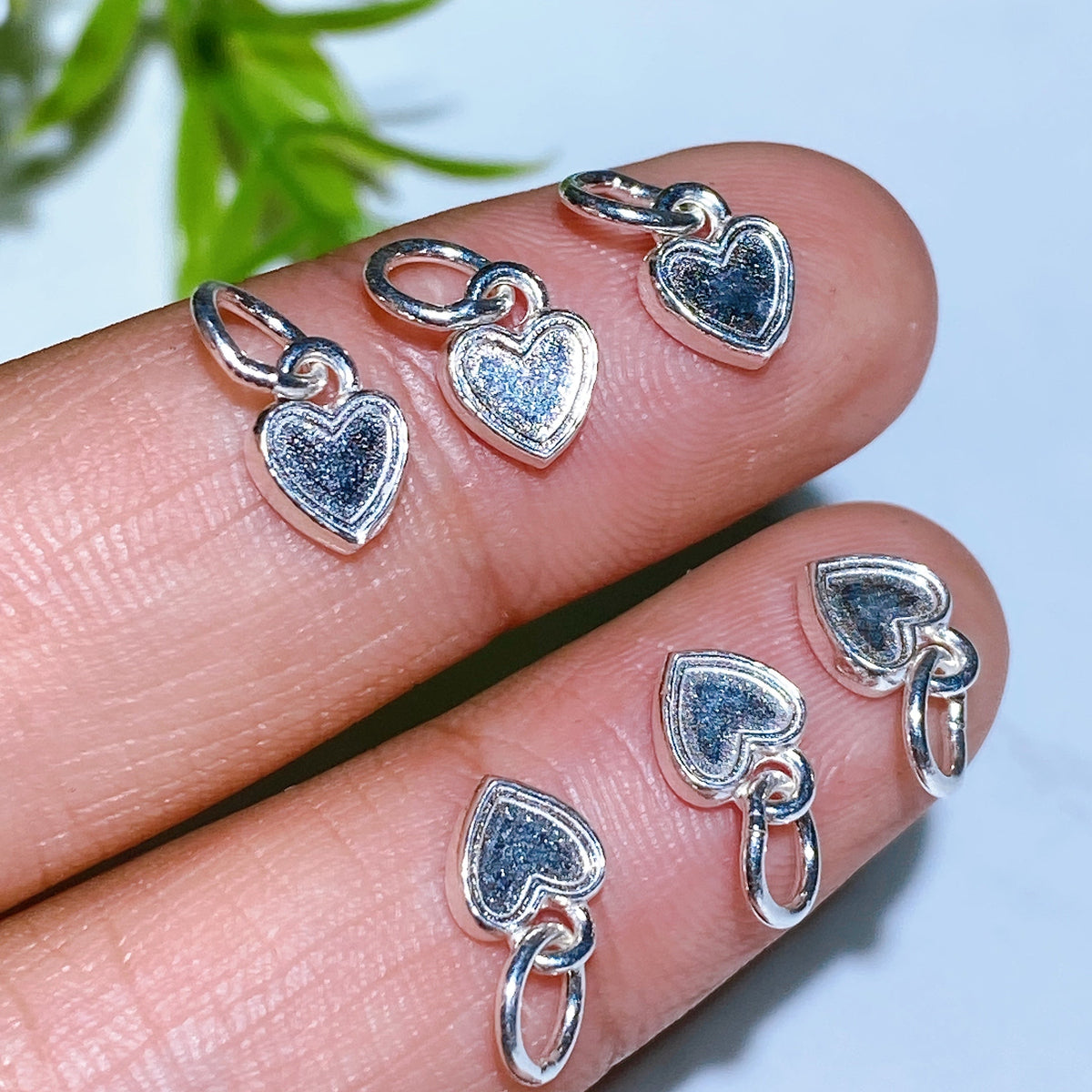 Breloques Sculptées en Argent S925 — Charms Spirituels DIY pour Créations Personnalisées (5–15 mm)
