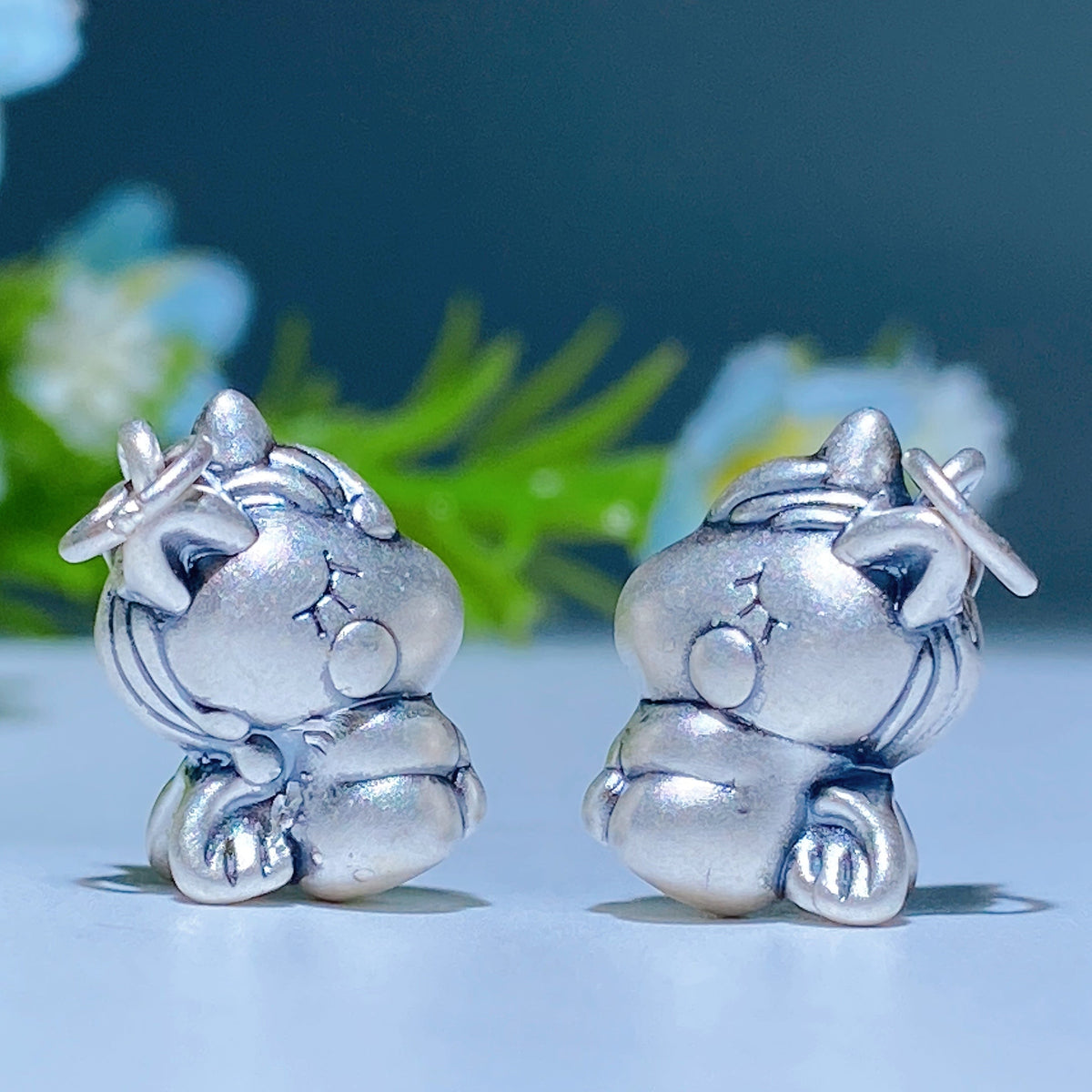 Breloques Sculptées en Argent S925 — Charms Spirituels DIY pour Créations Personnalisées (5–15 mm)