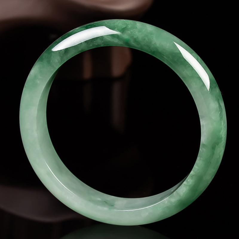 Pendentif Jade Vert Renard à Neuf Queues