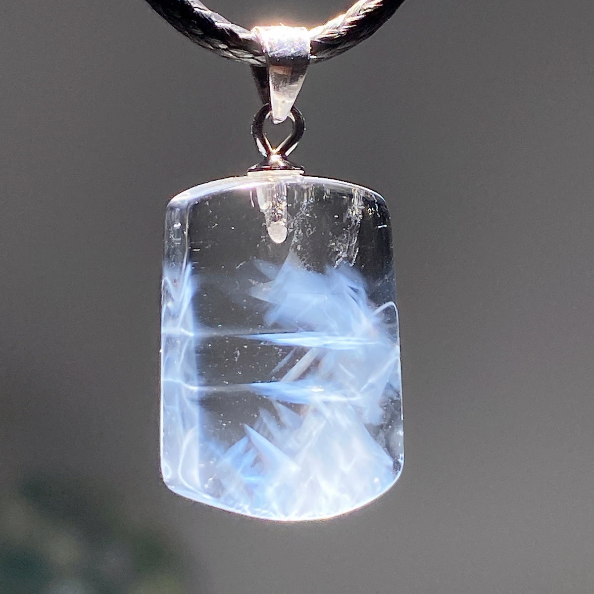 Pendentif Quartz Aiguille Bleu Naturel & Argent 925
