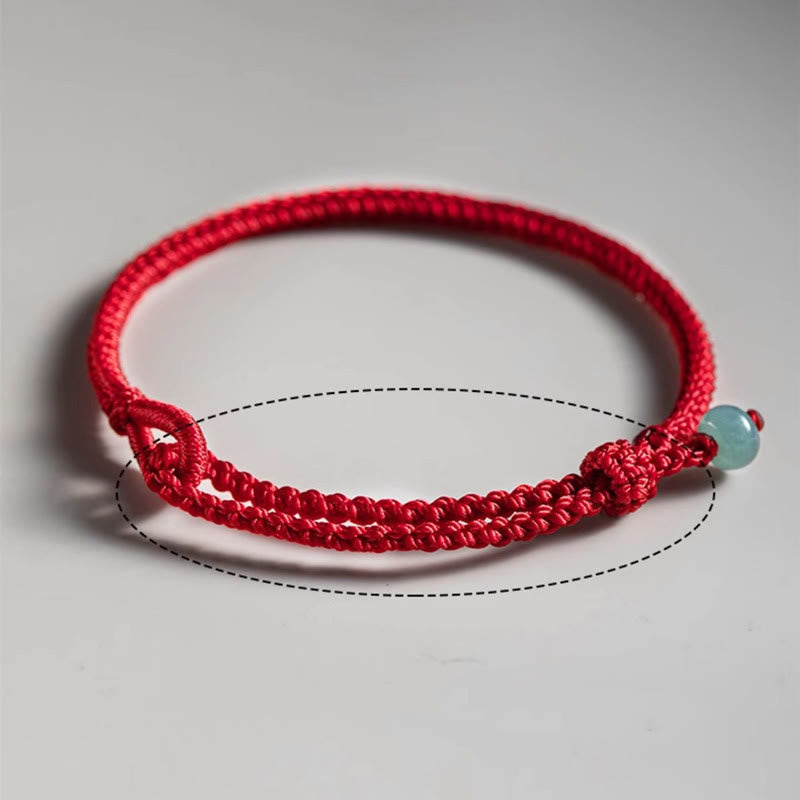 Bracelet Connexion en Jade Naturel 6 mm & Fil Rouge Ajustable