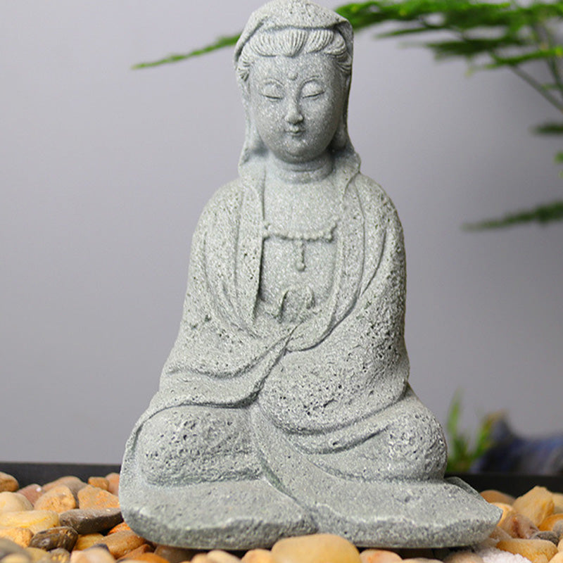 Statue Avalokiteshvara en grès – Bénédiction et sérénité pour la maison