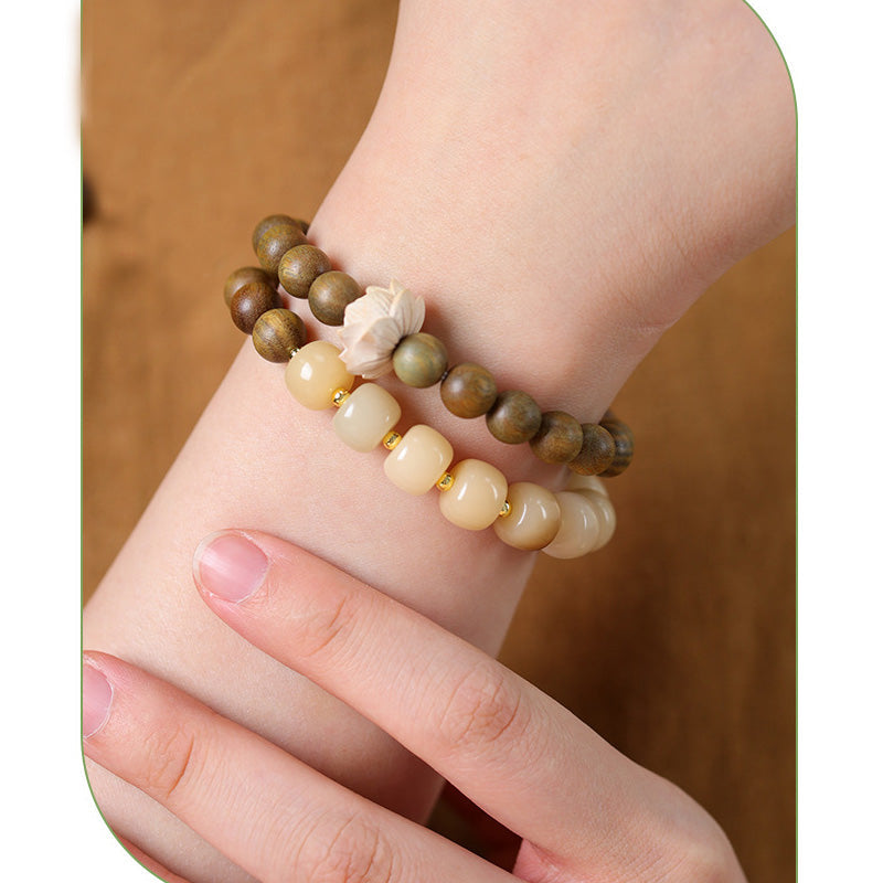 Bracelet Mala Lotus en Bois de Santal Vert & Graines de Bodhi – Perles ~8 mm